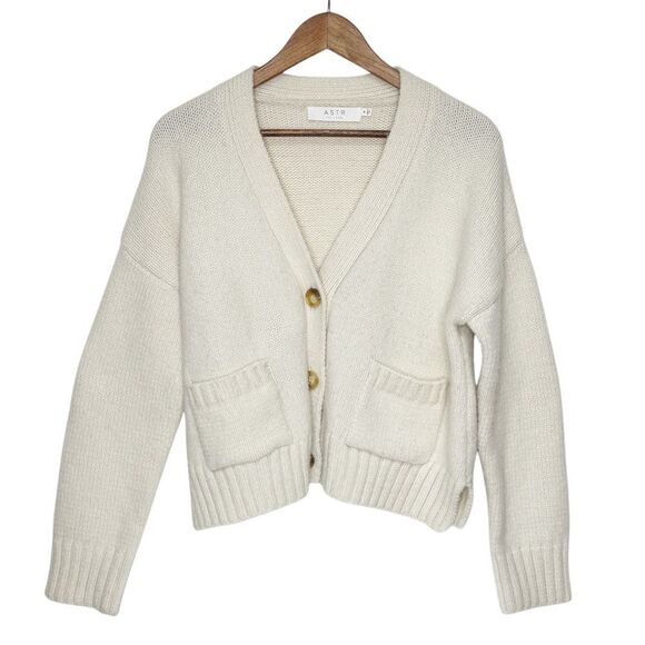 Astr Sweaters - ASTR The Label Cream Cardigan Sweater Size Medium